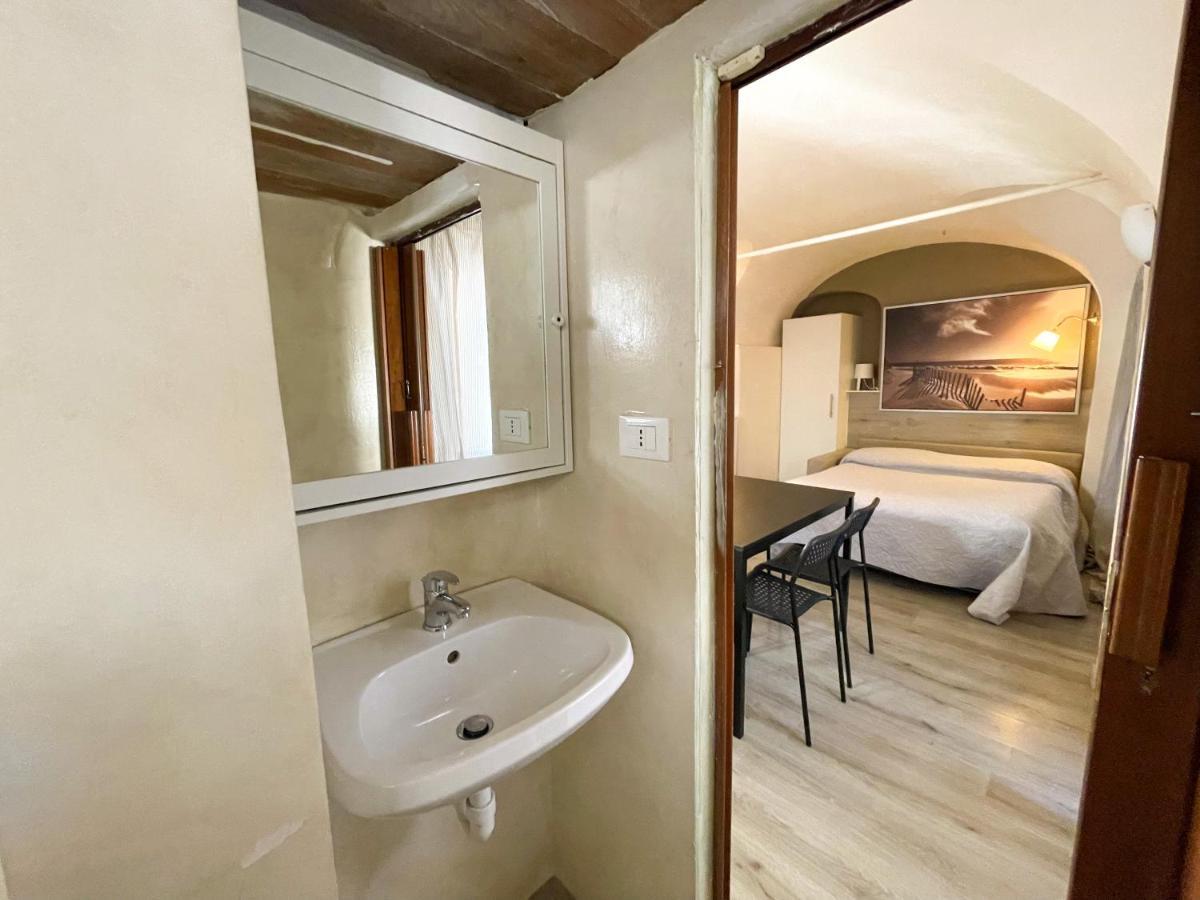 Ferienwohnung Monolocale A 50 Metri Dal Mare Celle Ligure Exterior foto